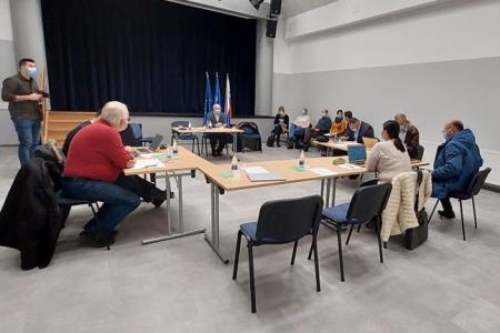 Mirna - 17 redna seja - foto L Uhan, Obcina Mirna (1)